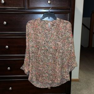 Like new KUT from the Kloth Jasmine chiffon button up shirt. Size small.